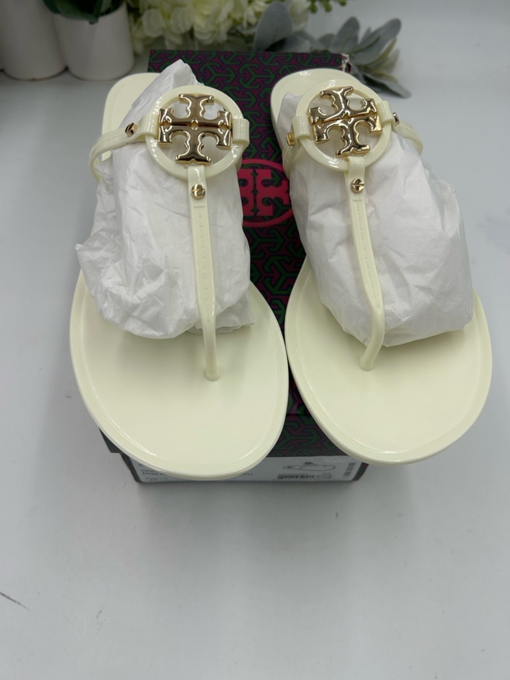 Women's TORY BURCH thong jelly sandals, size 11 - Picture 5 of 8